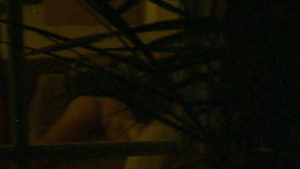 Blocke MILF dia nikapoka tamin'ny faniriany twat